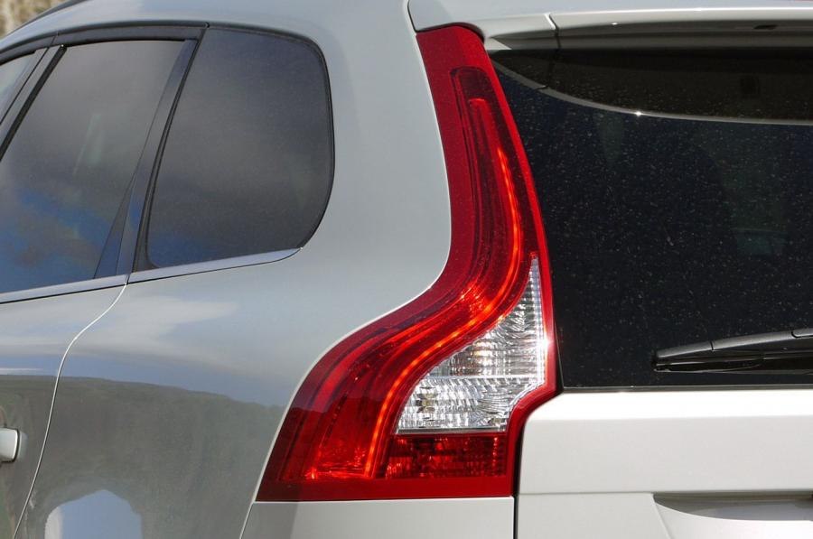  Volvo XC60 R-Design 2012 года  (фото 83 из 90)
